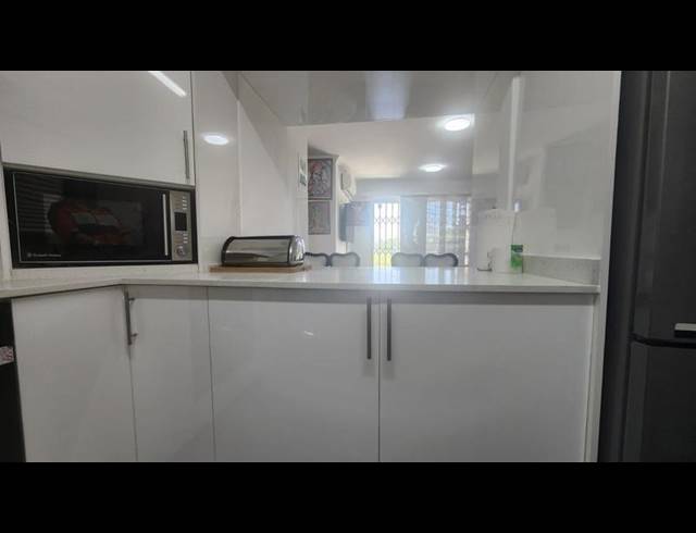 2 BEDROOM APARTMENT FOR SALE IN NORTH BEACH